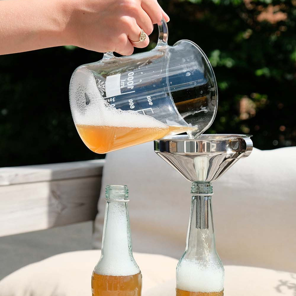 Glasflaske med metallåg 500 ml til opbevaring